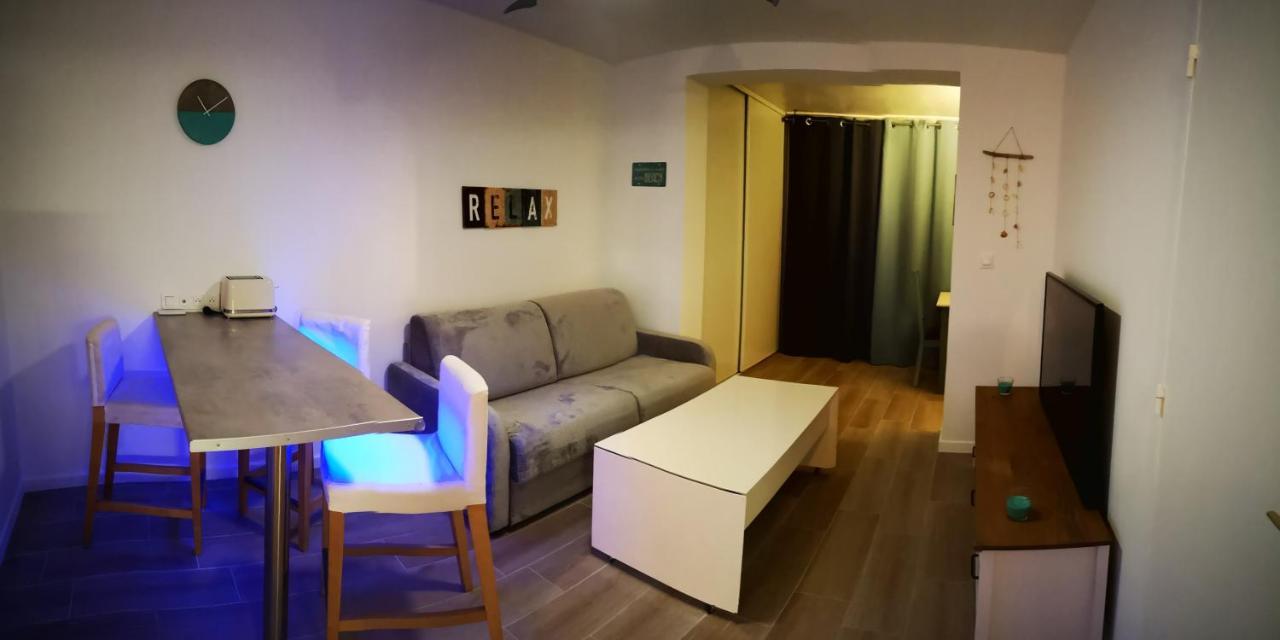 Appartement Avec Piscine Et Garage Proche Plage Et Commerces لا سين سور مير المظهر الخارجي الصورة