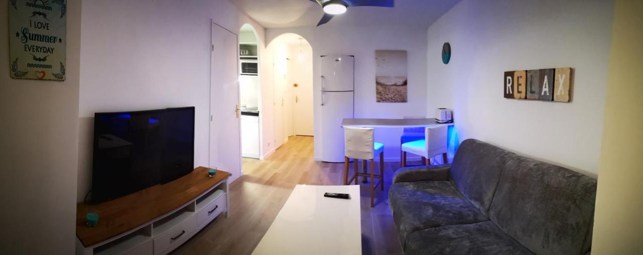 Appartement Avec Piscine Et Garage Proche Plage Et Commerces لا سين سور مير المظهر الخارجي الصورة