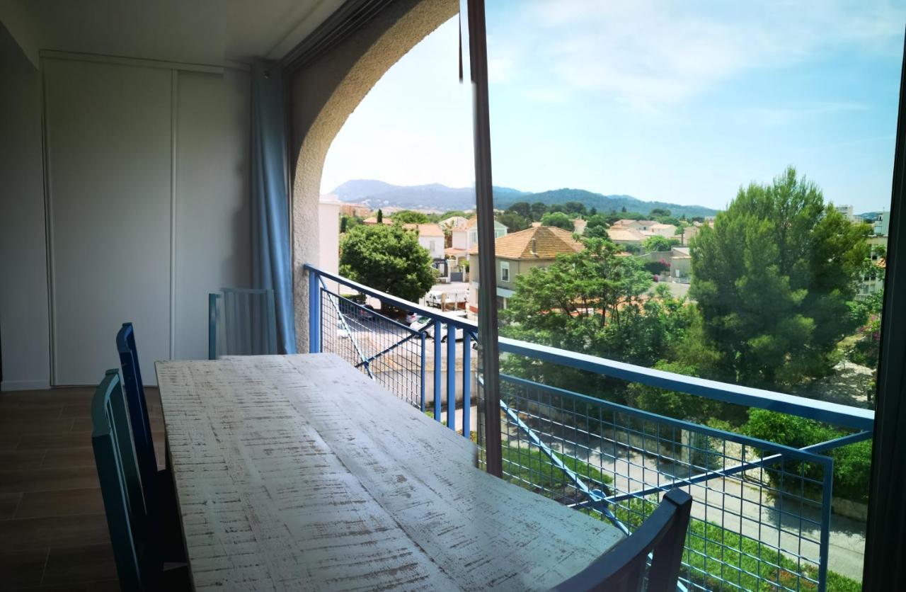 Appartement Avec Piscine Et Garage Proche Plage Et Commerces لا سين سور مير المظهر الخارجي الصورة